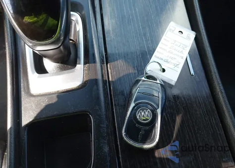 2018 Buick Lacrosse Essence из США, поврежденный, VIN 1G4ZP5SZ5JU135606